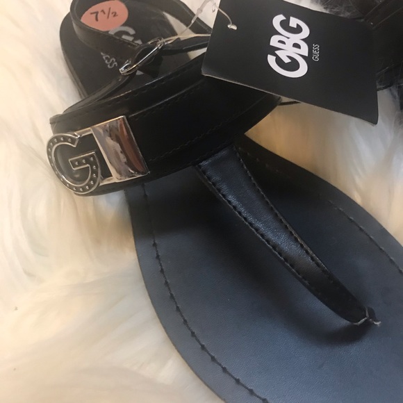 😇NWT Guess T-Strap Sandals - Picture 3 of 6